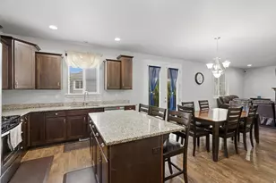2287 S 2060 W, Woods Cross, UT 84087 - Photo 9