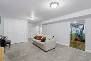 2287 S 2060 W, Woods Cross, UT 84087 - Photo 25