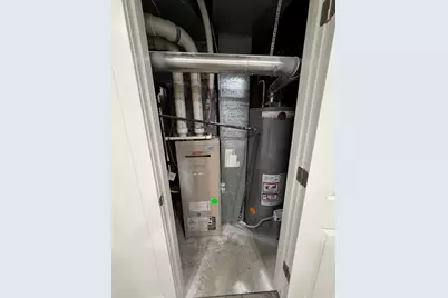 8722 S Oakwood Cir, Sandy, UT 84094 - Photo 13