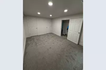 8722 S Oakwood Cir, Sandy, UT 84094 - Photo 9