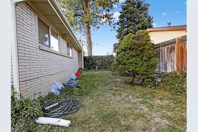 2744 E 7265 S, Cottonwood Heights, UT 84121 - Photo 37