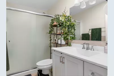 2744 E 7265 S, Cottonwood Heights, UT 84121 - Photo 13