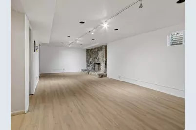 2744 E 7265 S, Cottonwood Heights, UT 84121 - Photo 21