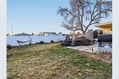 2744 E 7265 S, Cottonwood Heights, UT 84121 - Photo 35