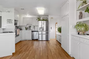2744 E 7265 S, Cottonwood Heights, UT 84121 - Photo 3