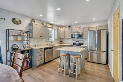 7558 S Mesa Maple Dr, West Jordan, UT 84081 - Photo 9