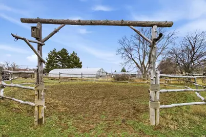 287 S 100 E, Spring City, UT 84662 - Photo 31