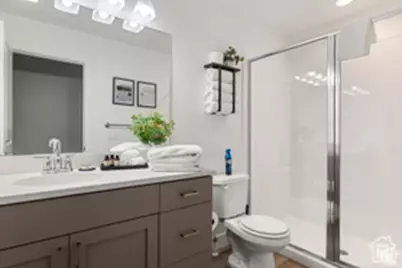 537 N Blue St, Garden City, UT 84028 - Photo 9