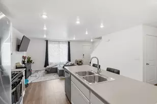 1796 N Blue Iris Ave, Tooele, UT 84074 - Photo 9