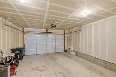 1796 N Blue Iris Ave, Tooele, UT 84074 - Photo 27