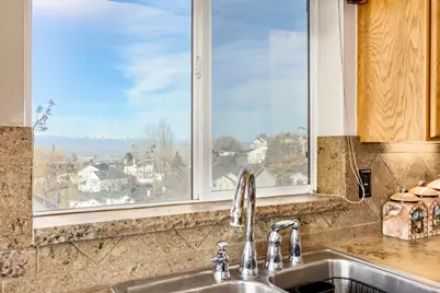 1096 E 380 N, Lindon, UT 84042 - Photo 15