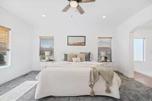 9226 N Mount Airey Dr, Eagle Mountain, UT 84005 - Photo 17