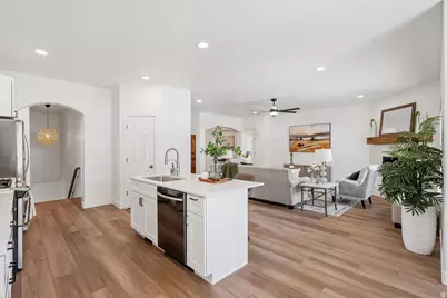 9226 N Mount Airey Dr, Eagle Mountain, UT 84005 - Photo 17