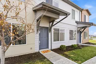 421 E Penny Ln, Clearfield, UT 84015 - Photo 3