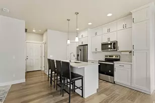 421 E Penny Ln, Clearfield, UT 84015 - Photo 3