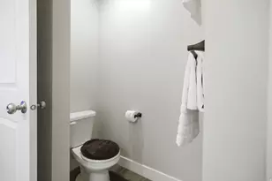 421 E Penny Ln, Clearfield, UT 84015 - Photo 23