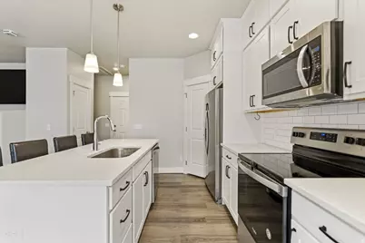 421 E Penny Ln, Clearfield, UT 84015 - Photo 9