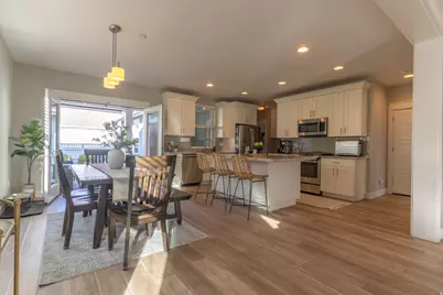 10602 S Oquirrh Lake Rd, South Jordan, UT 84009 - Photo 15