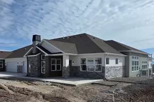 1477 N Saratoga View Ln, Saratoga Springs, UT 84045 - Photo 3