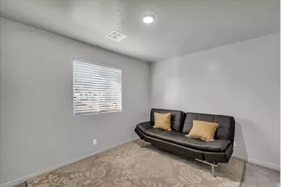 359 S Deep Creek Dr, Washington, UT 84780 - Photo 17