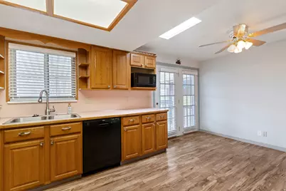 2568 W 5225 S, Roy, UT 84067 - Photo 9