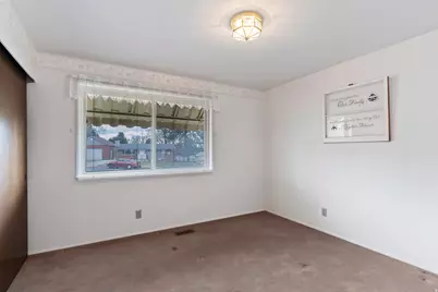 2568 W 5225 S, Roy, UT 84067 - Photo 11