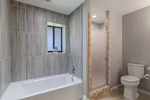 22 E 525 N, Layton, UT 84041 - Photo 15