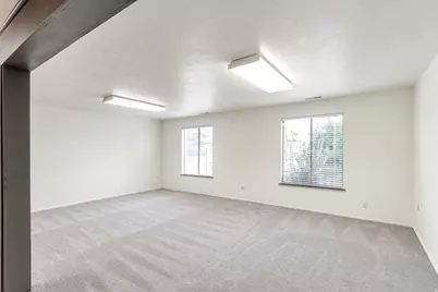 359 E 700 S, Farmington, UT 84025 - Photo 25