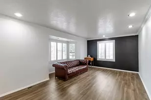 359 E 700 S, Farmington, UT 84025 - Photo 3