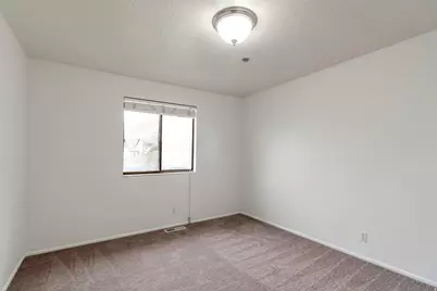 359 E 700 S, Farmington, UT 84025 - Photo 21