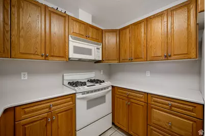 2480 W 450 S #5, Springville, UT 84663 - Photo 5