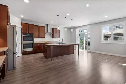 152 E 580 N, Vineyard, UT 84059 - Photo 9
