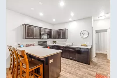 341 N 680 E, Vineyard, UT 84059 - Photo 5