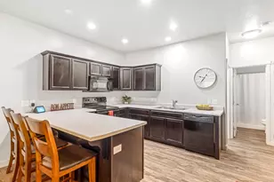 341 N 680 E, Vineyard, UT 84059 - Photo 5