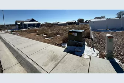 2102 E 1820 S, Naples, UT 84078 - Photo 59