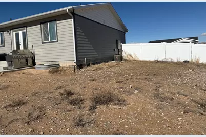 2102 E 1820 S, Naples, UT 84078 - Photo 57