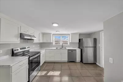 239 N Main St, Saint George, UT 84770 - Photo 17