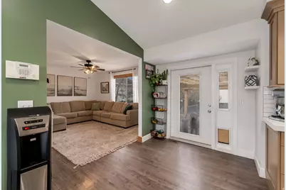 2328 W Stephen Ln S, Riverton, UT 84065 - Photo 9