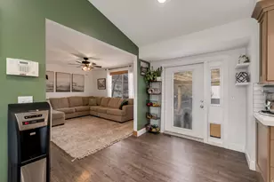 2328 W Stephen Ln S, Riverton, UT 84065 - Photo 9