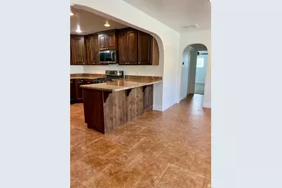 185 E South Weber Dr, South Weber, UT 84405 - Photo 5