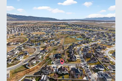 1898 W Old Fort Cir, Farmington, UT 84025 - Photo 53