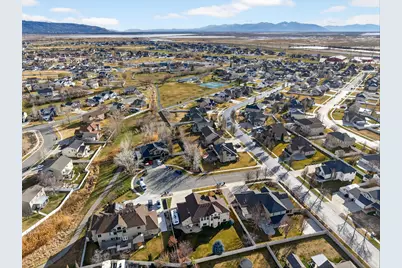 1898 W Old Fort Cir, Farmington, UT 84025 - Photo 55