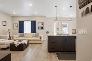 1382 E 340 S, Hyrum, UT 84319 - Photo 7