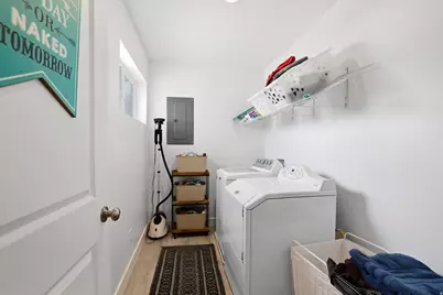 1382 E 340 S, Hyrum, UT 84319 - Photo 25