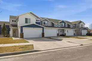 1382 E 340 S, Hyrum, UT 84319 - Photo 43
