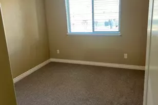 895 S Main St, Layton, UT 84041 - Photo 15