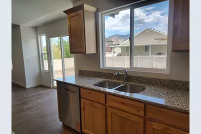 2124 N 90 W, Tooele, UT 84074 - Photo 5