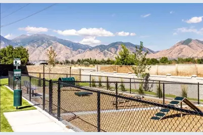 1024 S 2770 E, Spanish Fork, UT 84660 - Photo 3