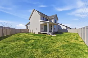 370 W Pkwy Dr, Kaysville, UT 84037 - Photo 37