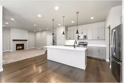 370 W Parkway Dr, Kaysville, UT 84037 - Photo 9